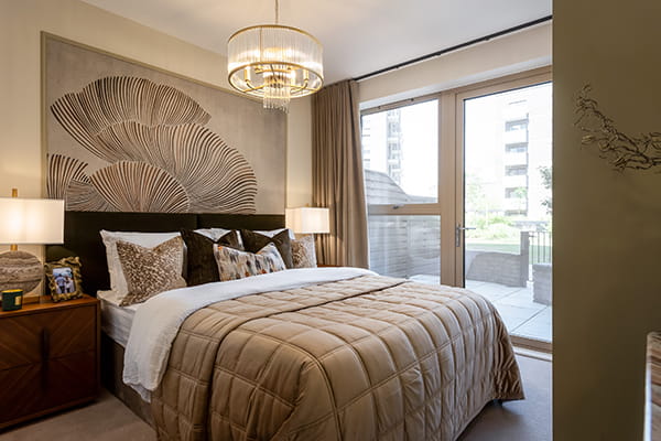 Reading Riverworks, spacious bedroom with views of Reading