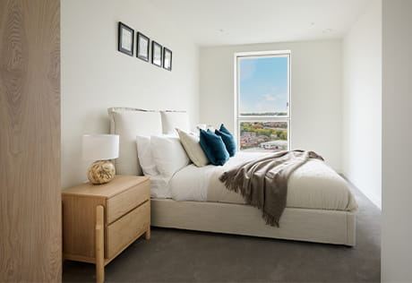 Silkstream, Interior, Bedroom