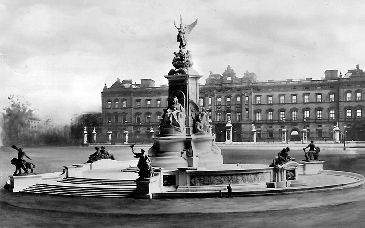 Berkeley Inspiration, The Story of Buckingham Palace, History