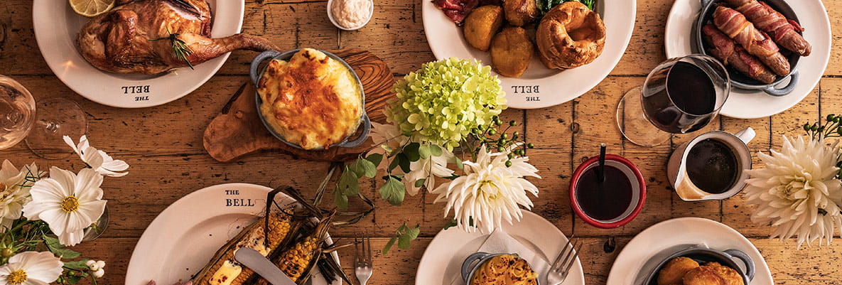 Sunday lunch at The Bell in Oxfordshire (Credit: Neil Watson)