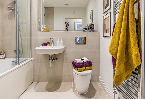 An interior Bathroom image at Dorsett House at Abbey Barn Park