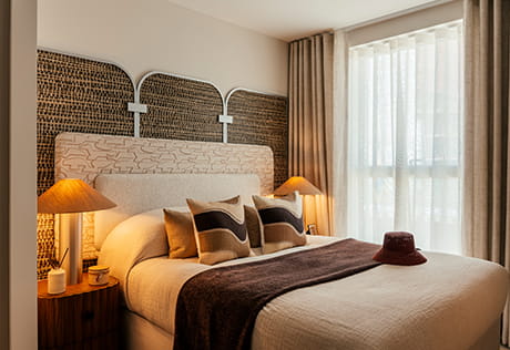 Abbey Barn Park, spacious bedroom with cosy lighting