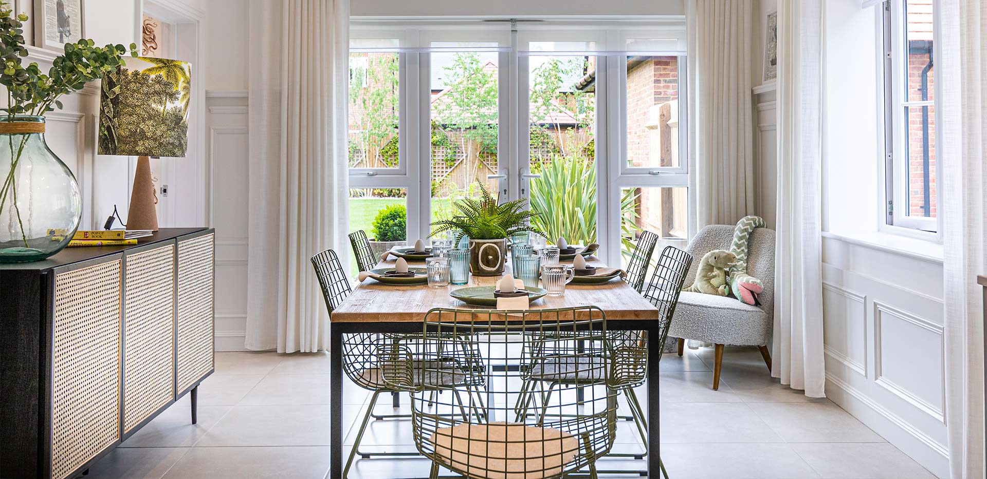An interior Dining Room image at Abbey Barn Park