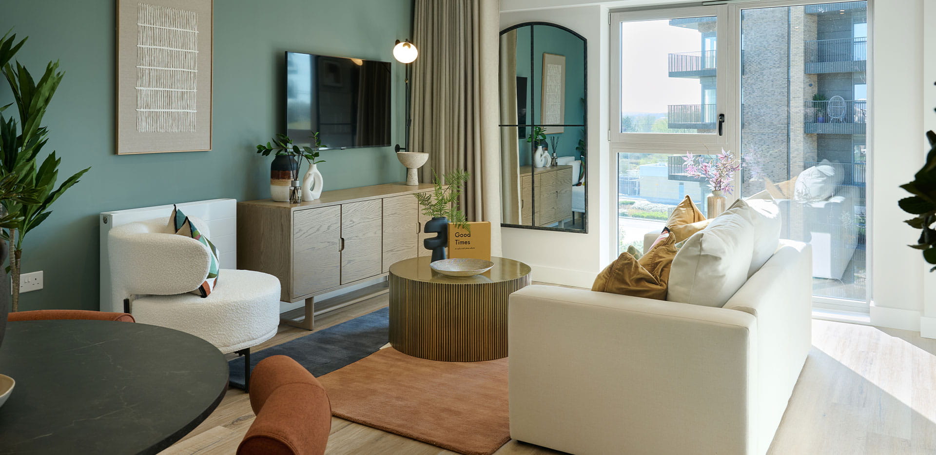 Bankside Gardens, Interior, Living Room