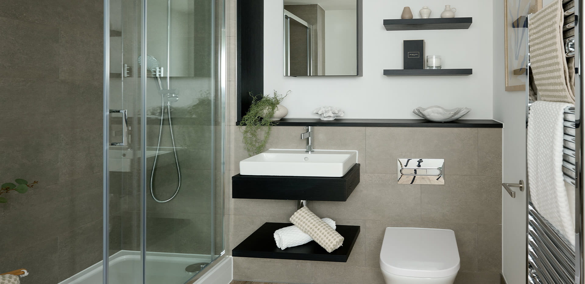 Bankside Gardens, Interior, Bathroom