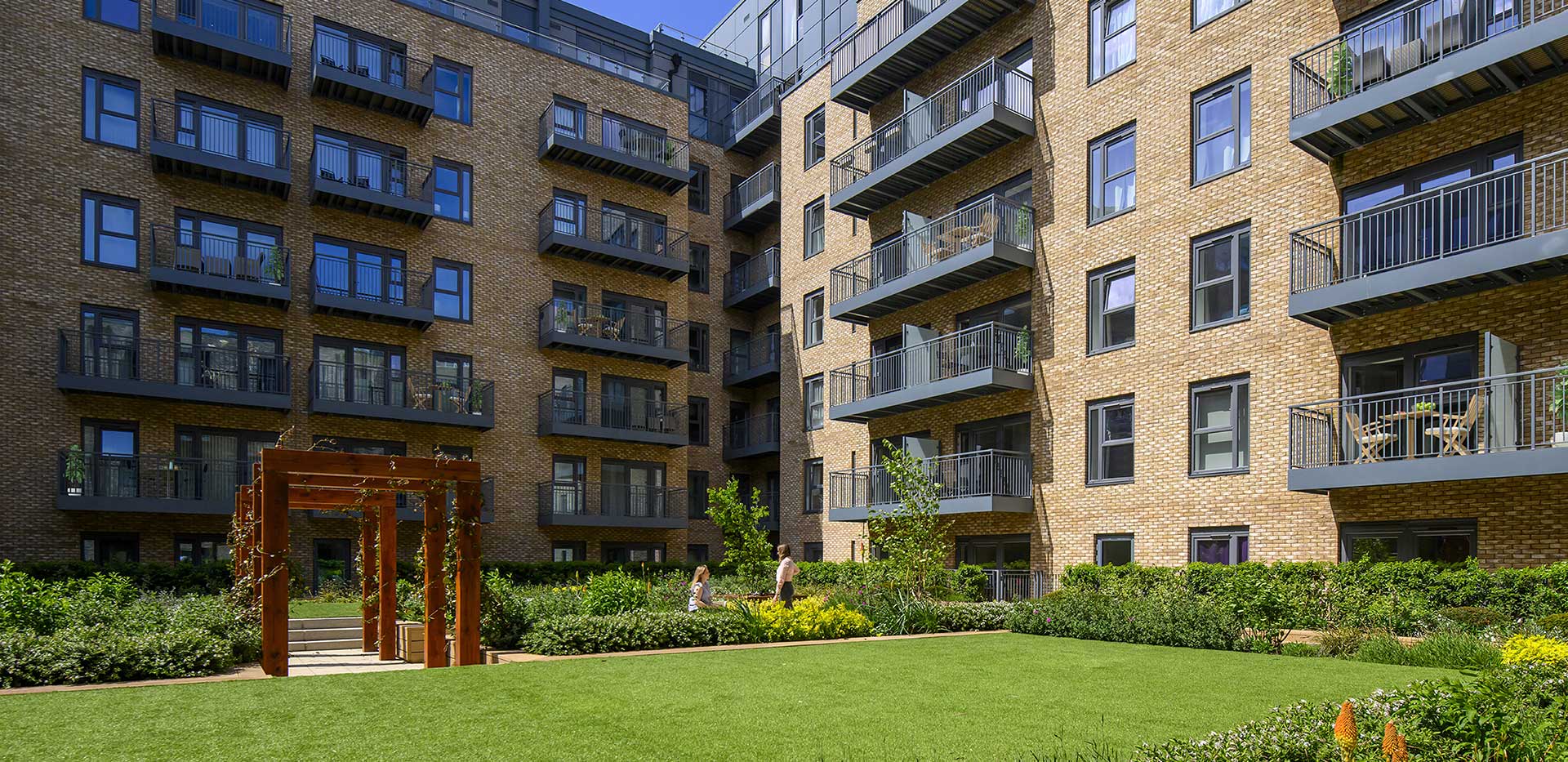 St George, Beaufort Park, Development Exterior