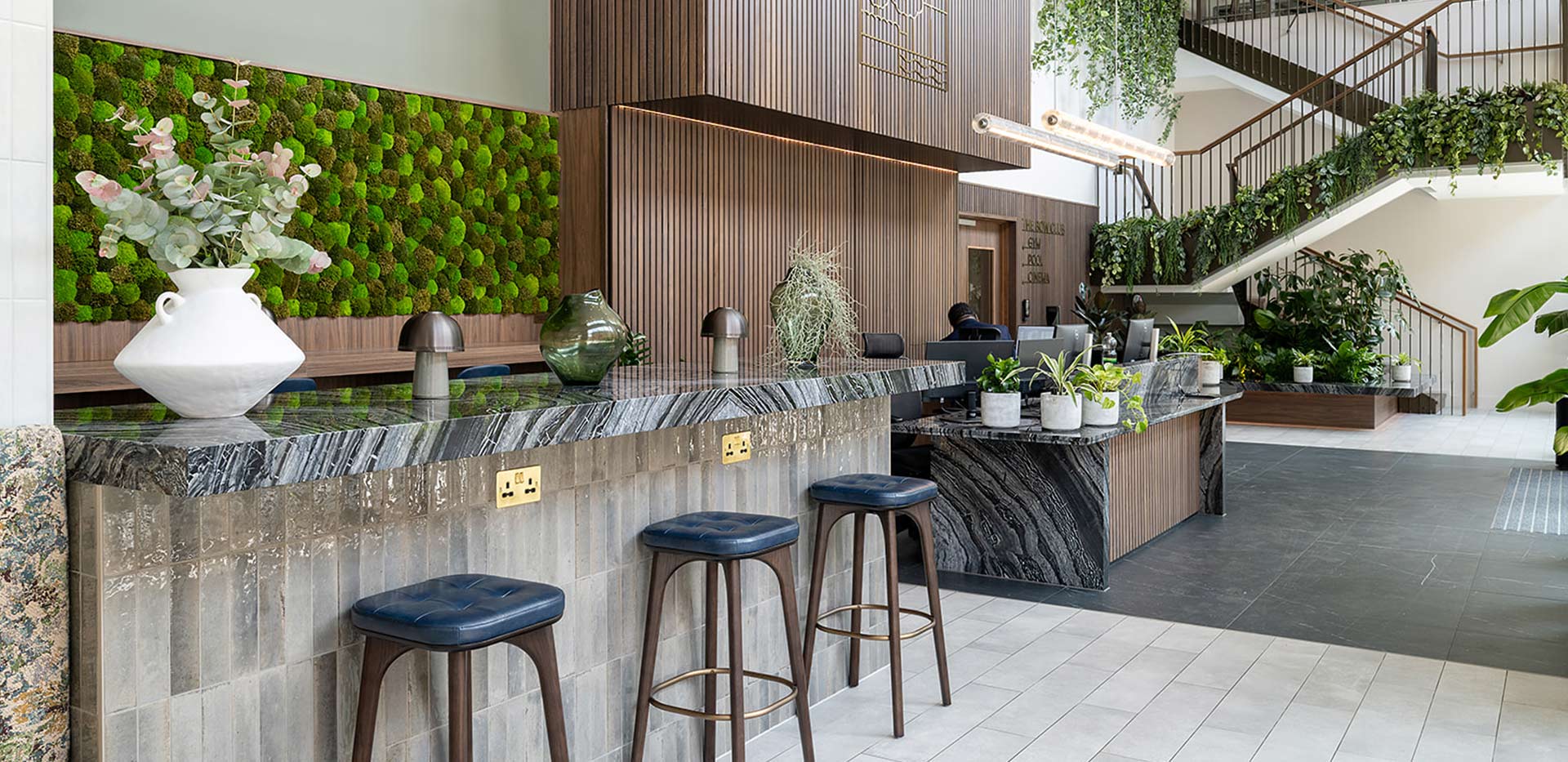 Bow Green, resident facilities, Concierge seating