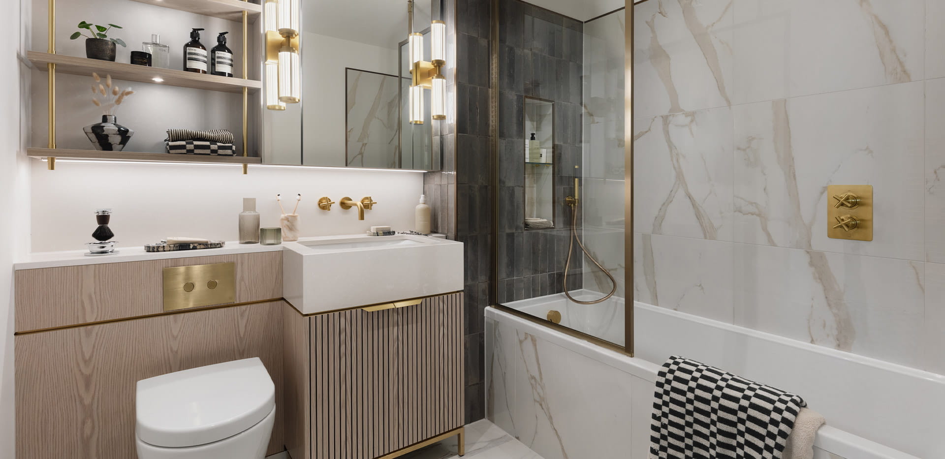 Camden Goods Yard, Interior, Bathroom