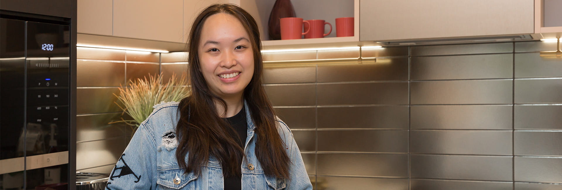 An Image of Aurora in Clarendon Apartment