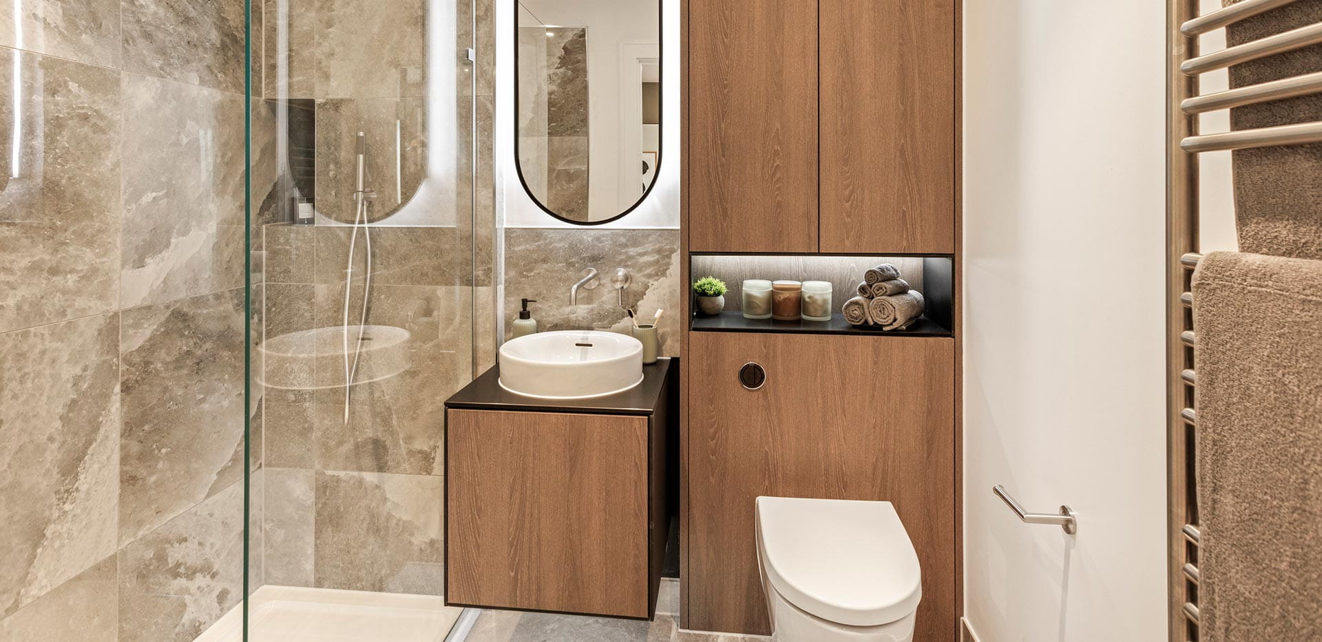 Eden Grove, three bedroom home bathroom