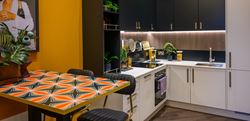 Eden Grove - Retro Rewind Show Apartment - Kitchen / Dining