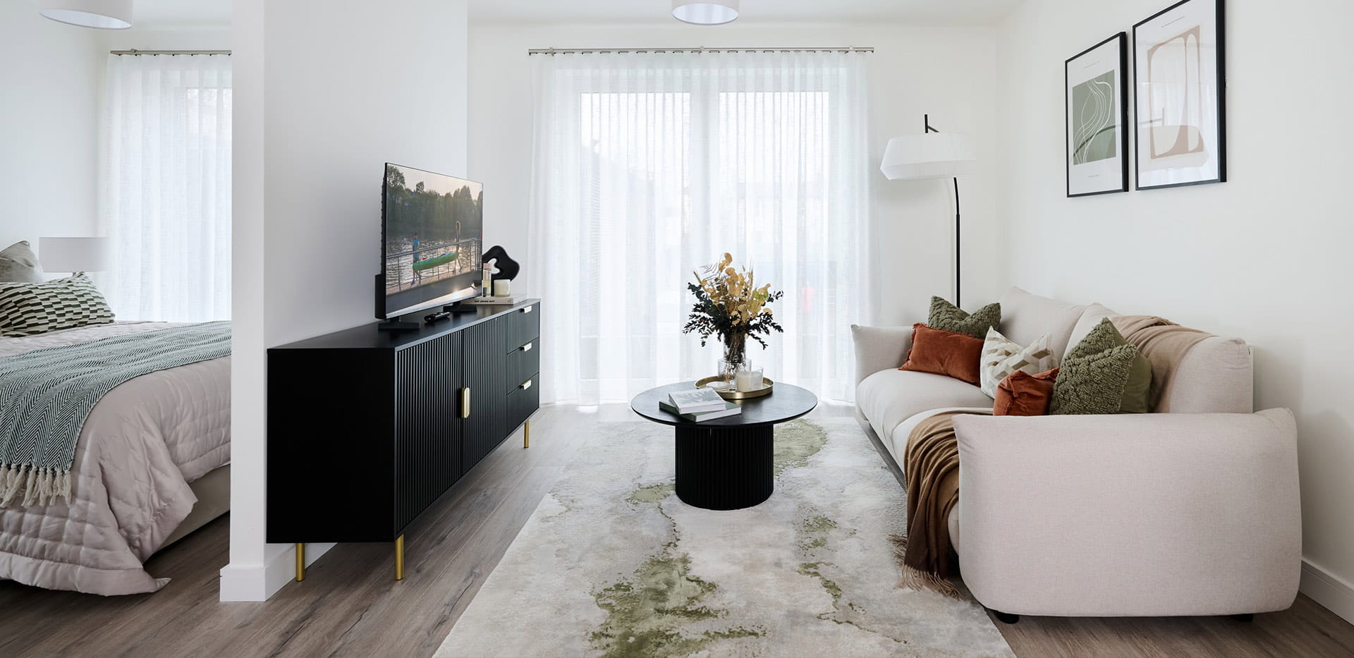 An image of the bedroom / Living areas