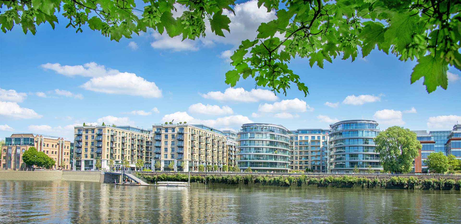 Fulham Reach, Palmer House, Exterior