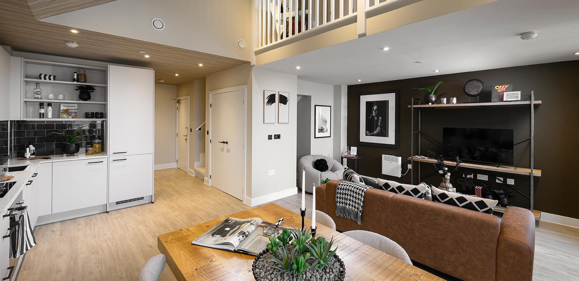 An interior Living / Dining / Kitchen with view of the hallway image from Glasswater Locks