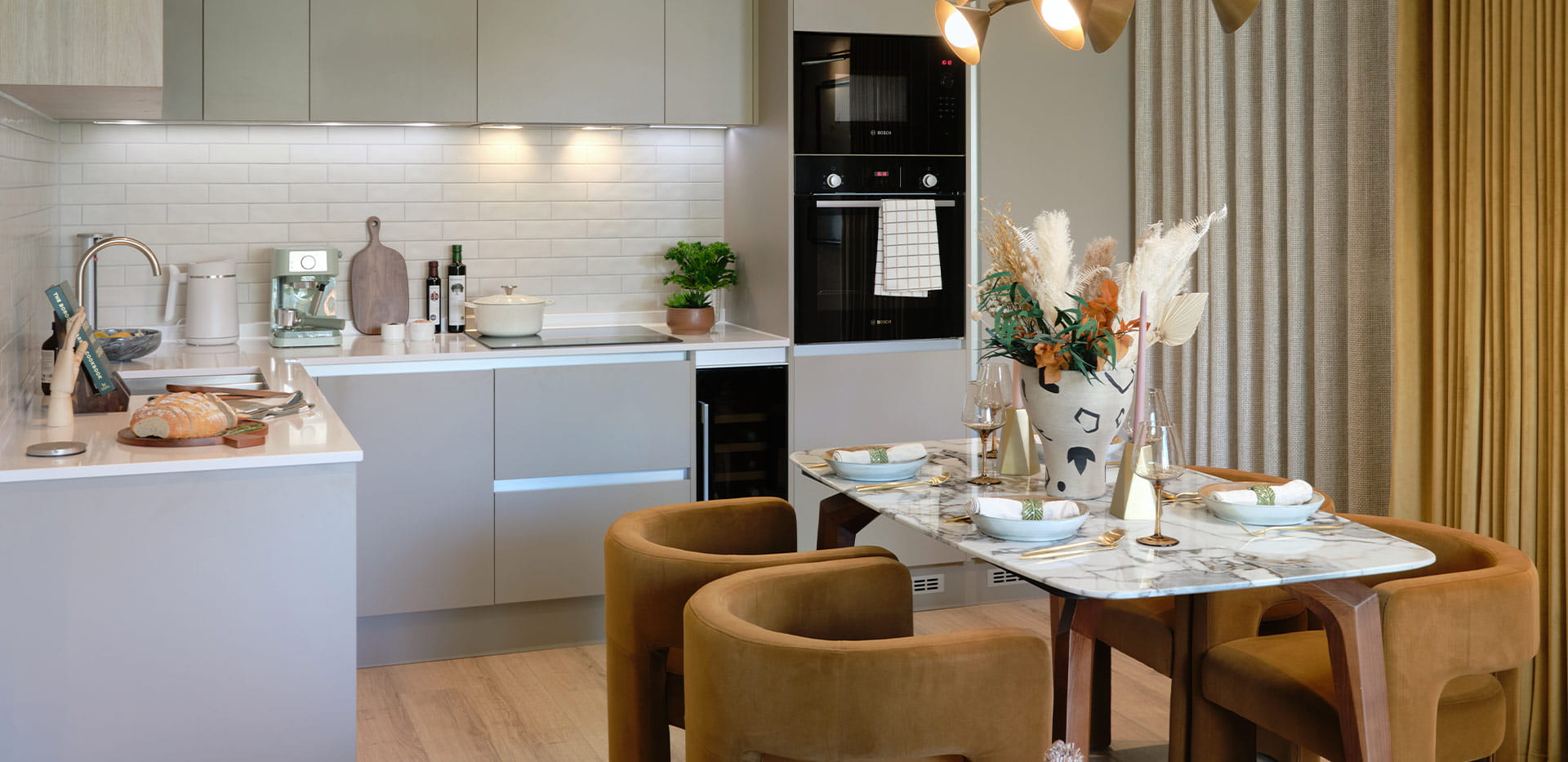 Grand Union, Peninsula House, Interior, Kitchen/ Dining