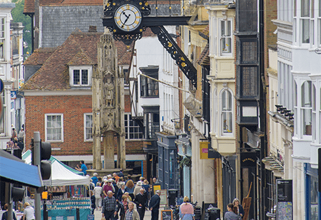 Living in Winchester: area guide to homes, schools and transport