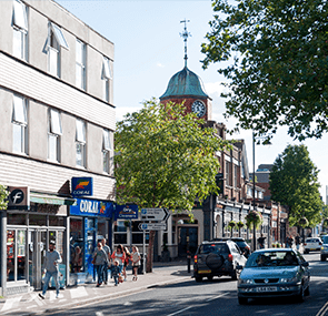 Berkeley, Hareshill, Shopping