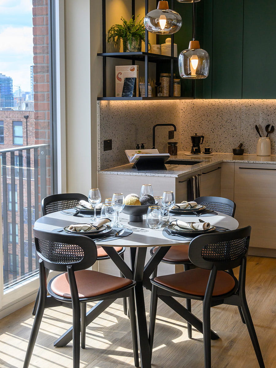 An image of a Dining area at Heron Wharf
