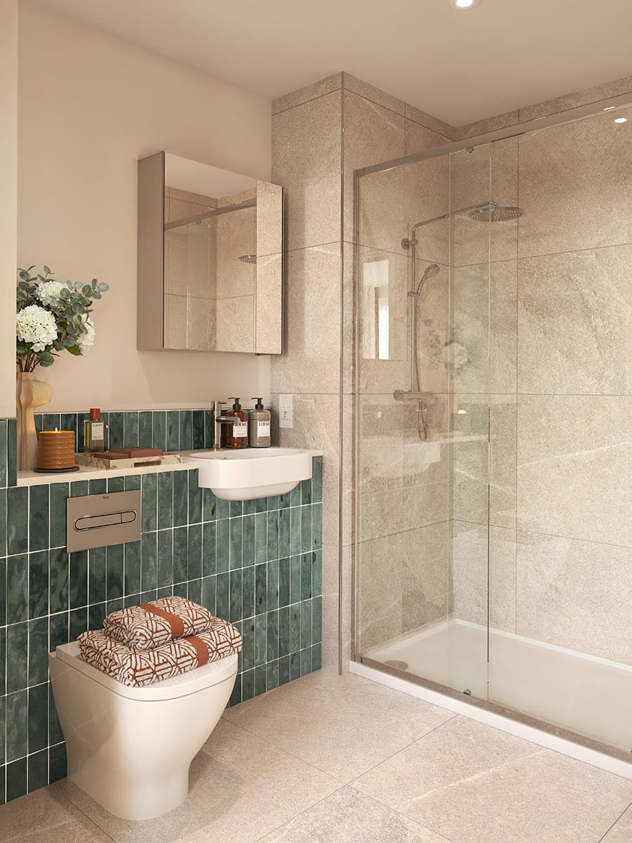 Hertford Locks, spacious townhouse, bathroom with a cream and teal design
