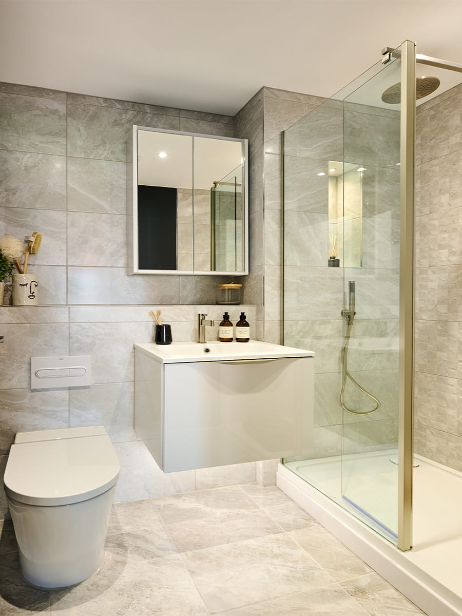 Highcroft, Interior, Bathroom