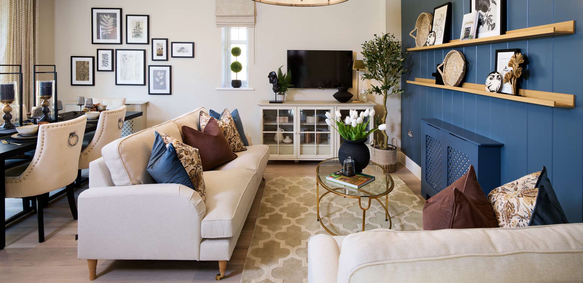 Highcroft, The Daffodil, Interior, Dining/ Living Room