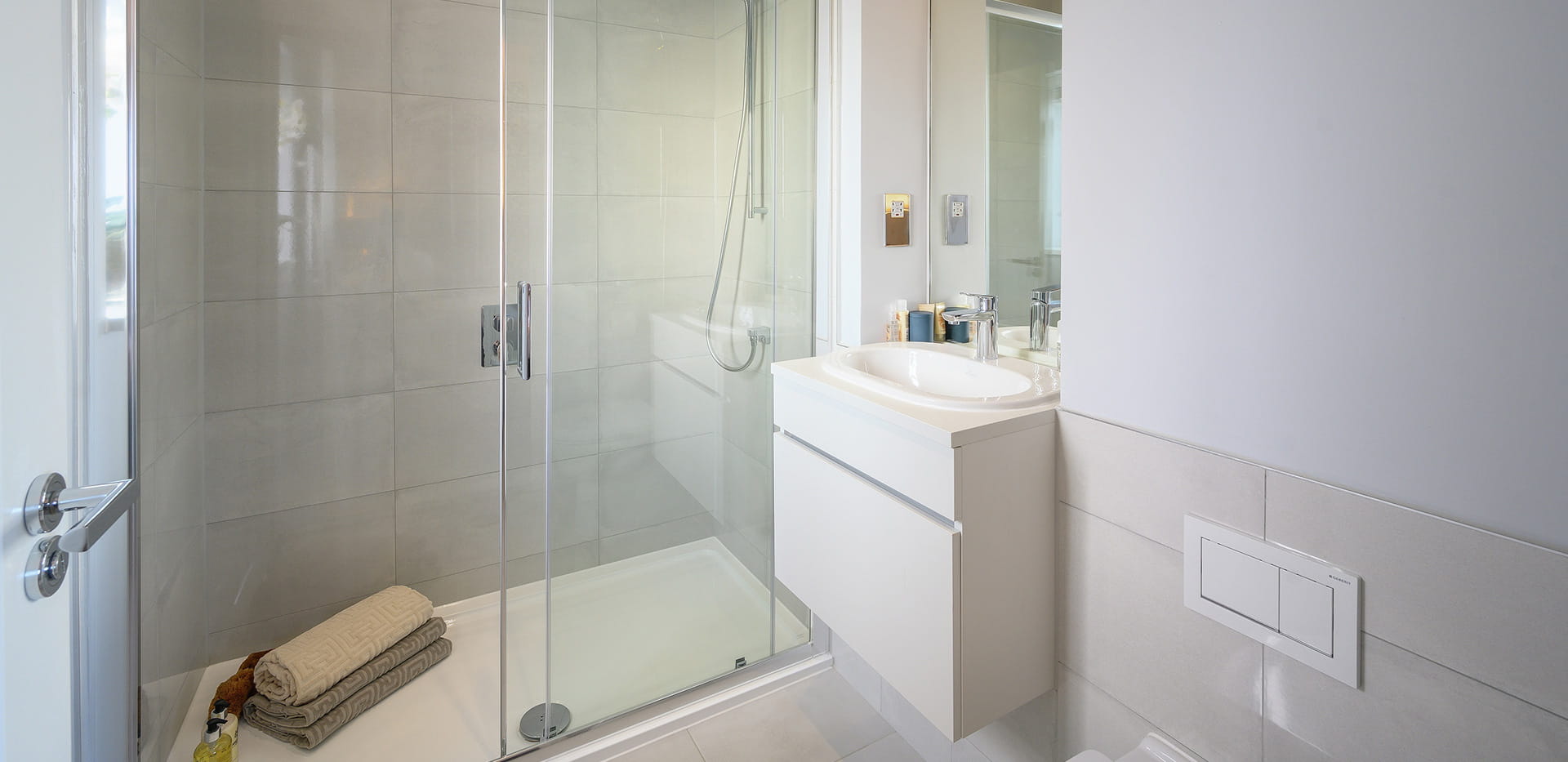 Hollyfields, 4 Bedroom Showhome, Interior, Bathroom