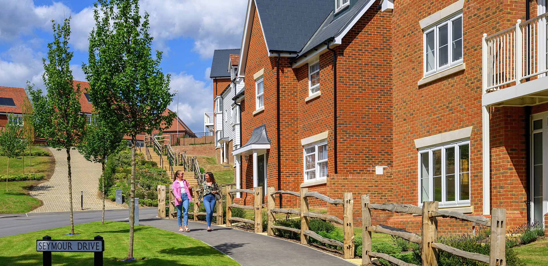 Berkeley, Hollyfields, Lifestyle Image