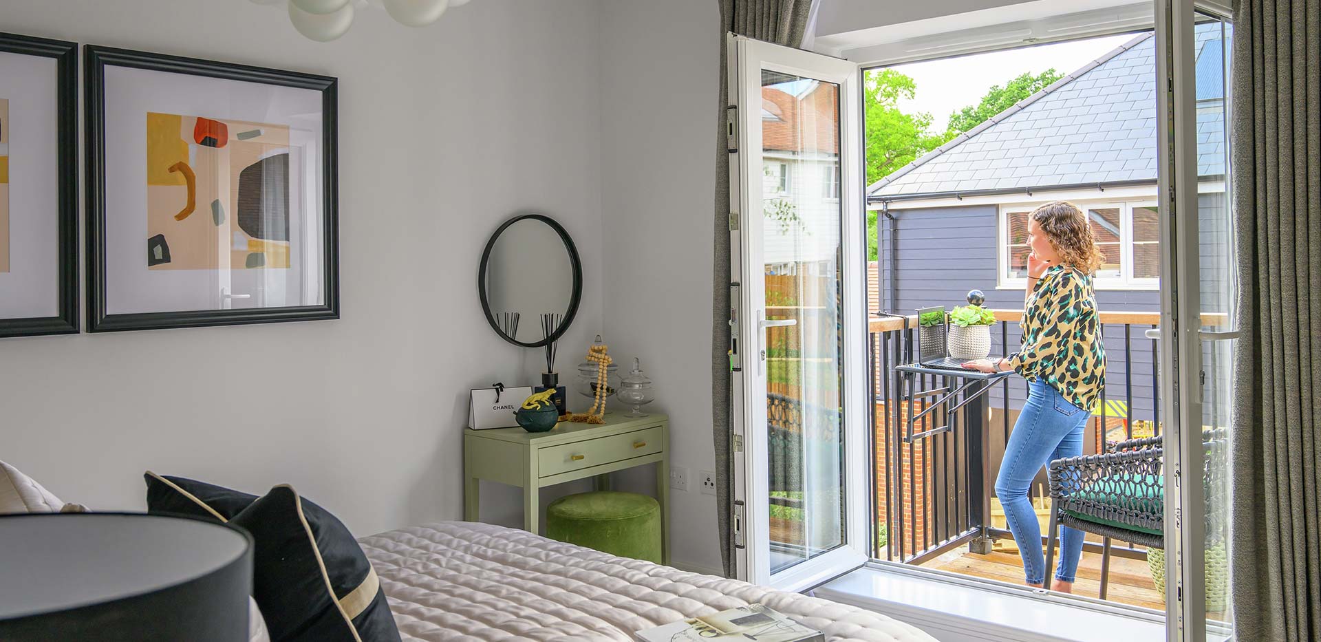 Berkeley, Hollyfields, Lifestyle Image