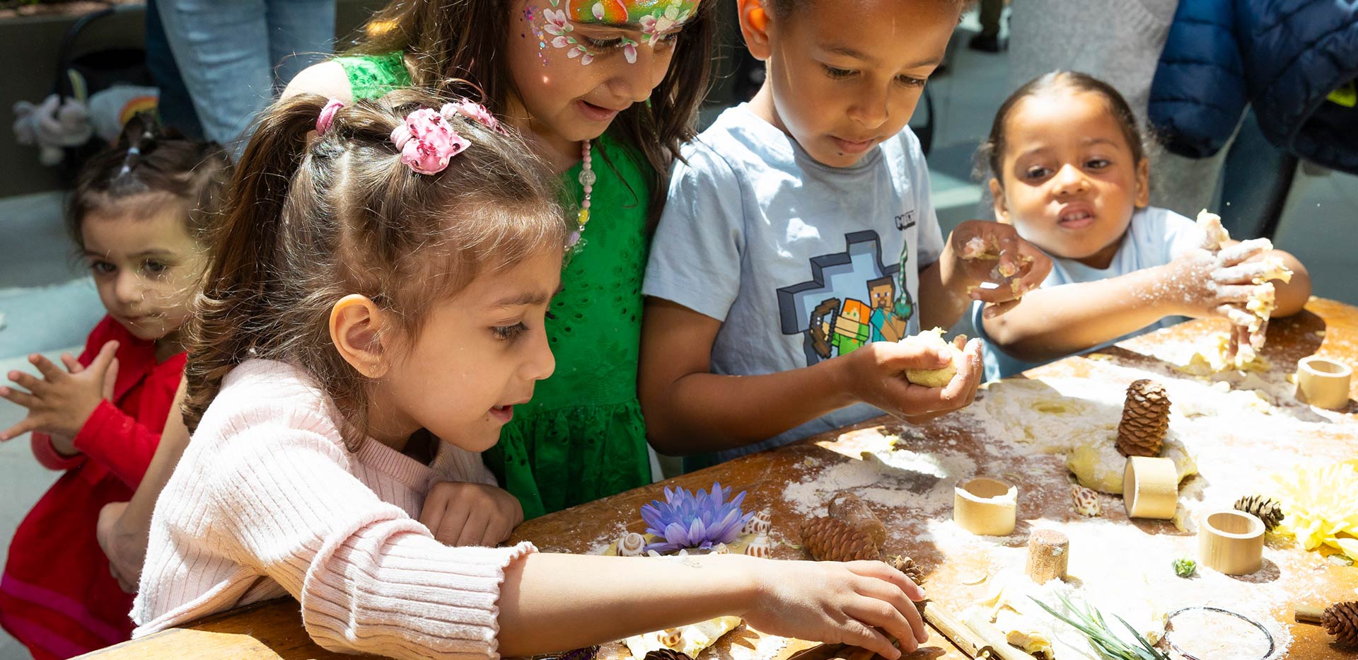 Horlicks Quarter - community event, art and face paint