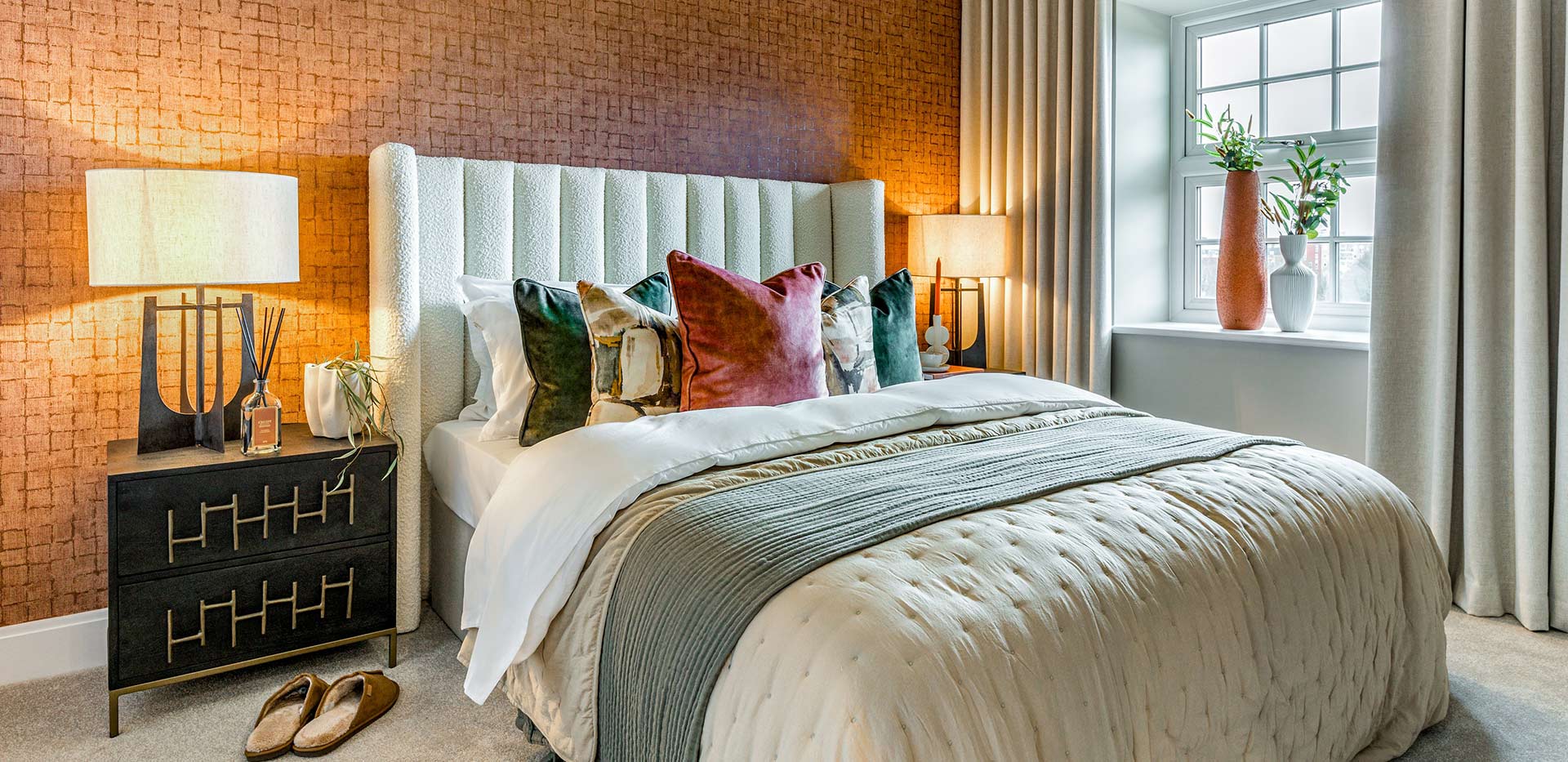 Horlicks Quarter home, spacious bedroom with cosy lighting