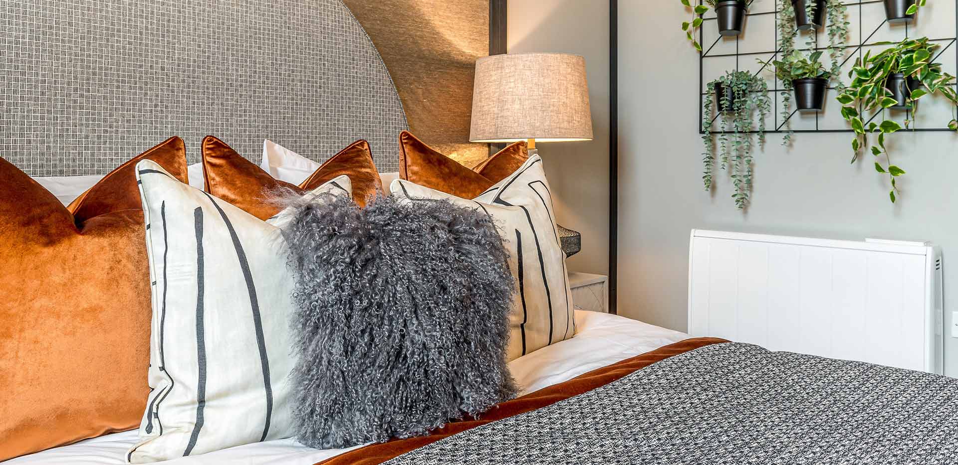 Horlicks Quarter, spacious bedroom details
