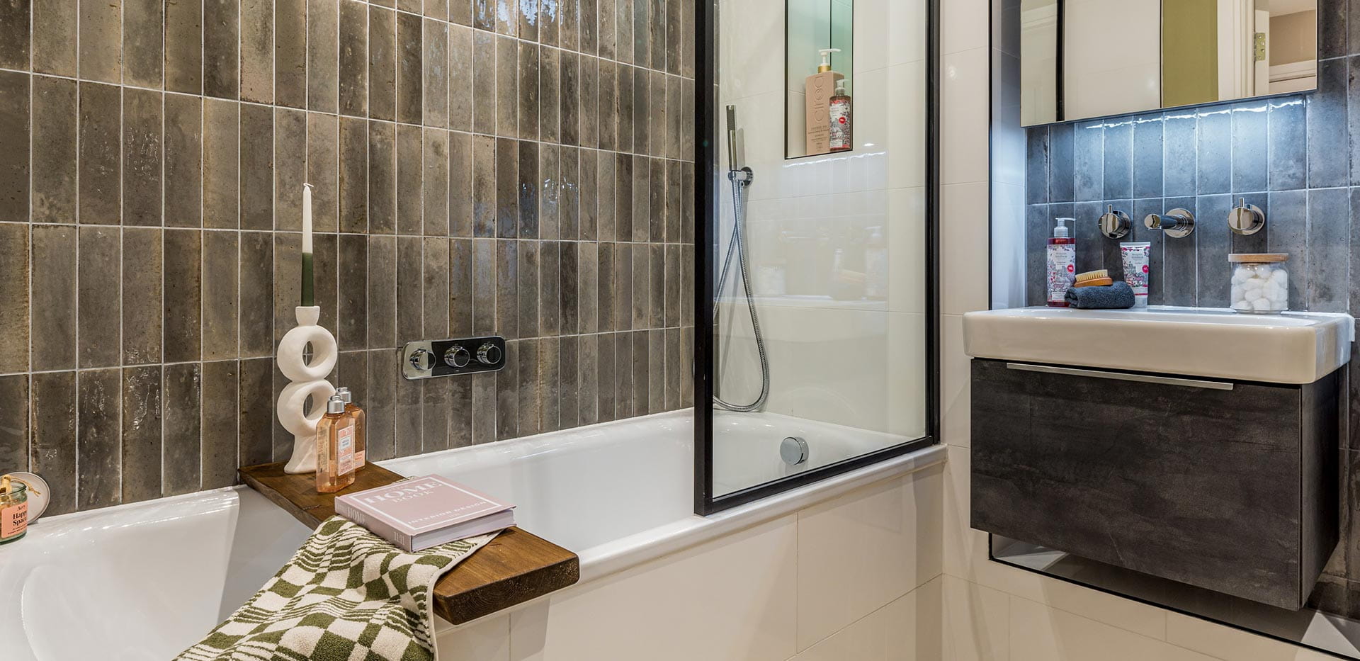 An interior Bathroom image at Horlicks Factory