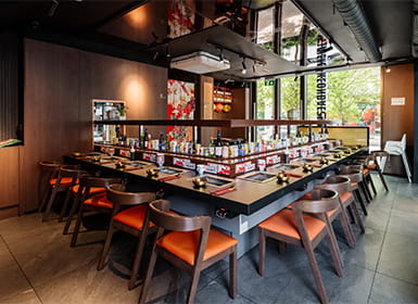 Korean Sstyle cuisine and dining décor 