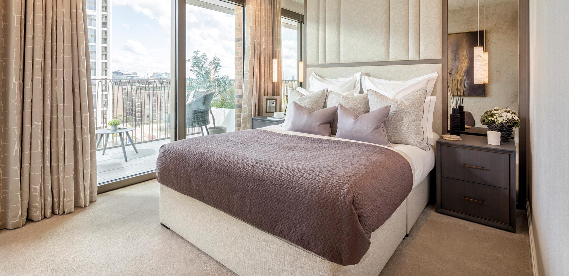 An image of the Bedroom with white head board at Kings Road Park