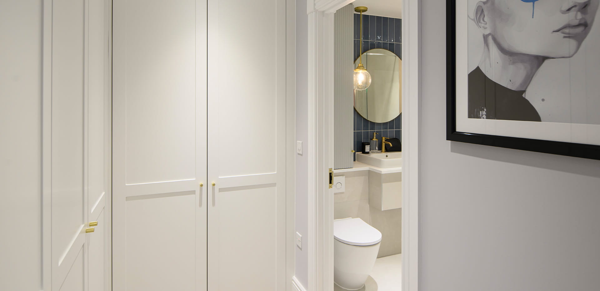 Knights Quarter Ensuite