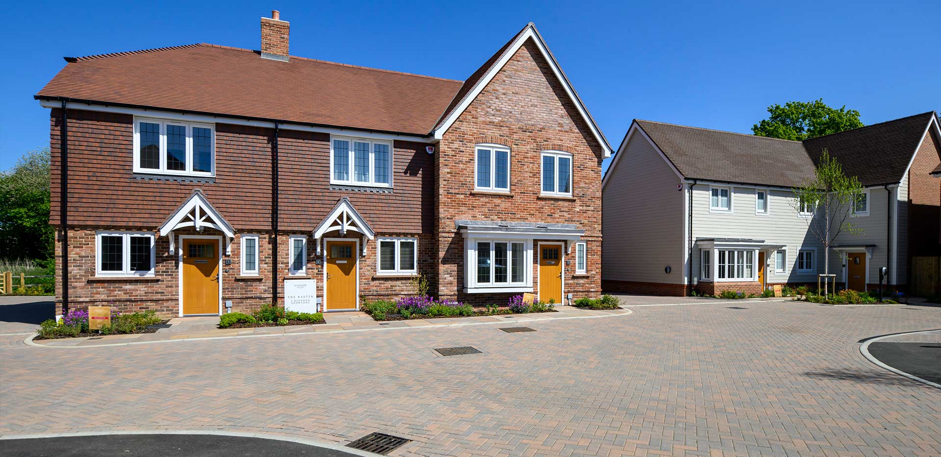 An exterior image of homes at Leighwood Fields