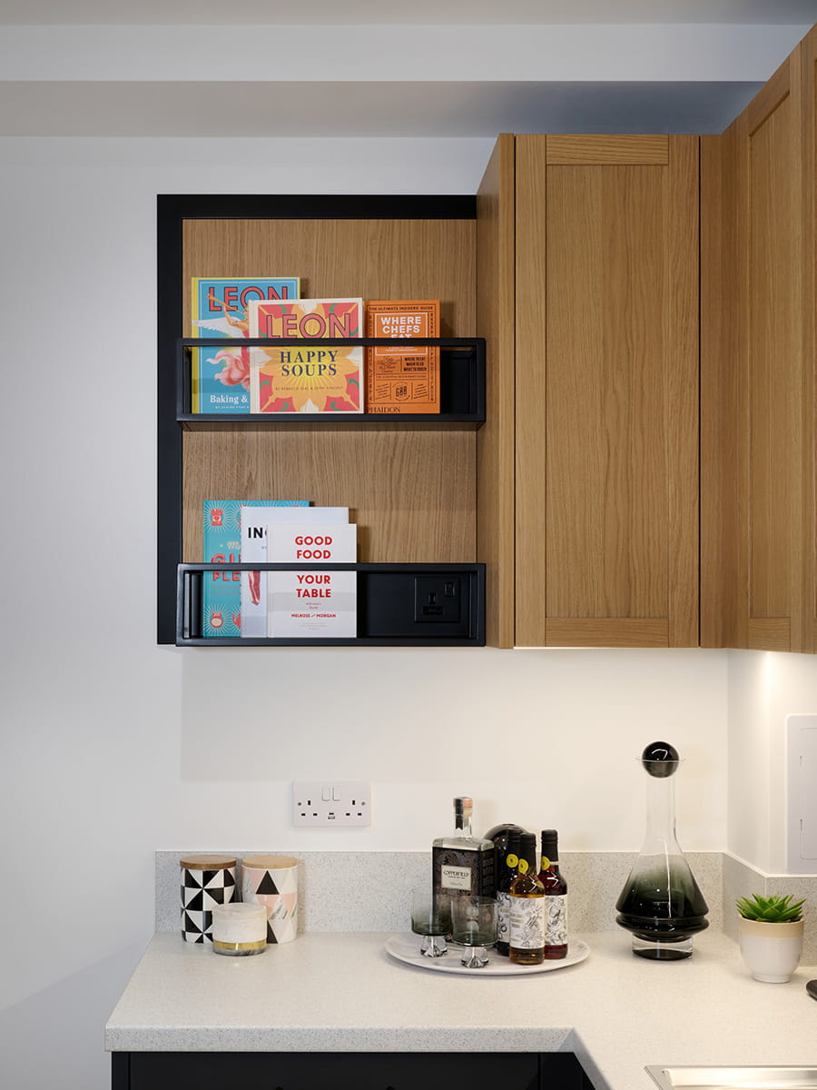 London Dock apartment, kitchen features