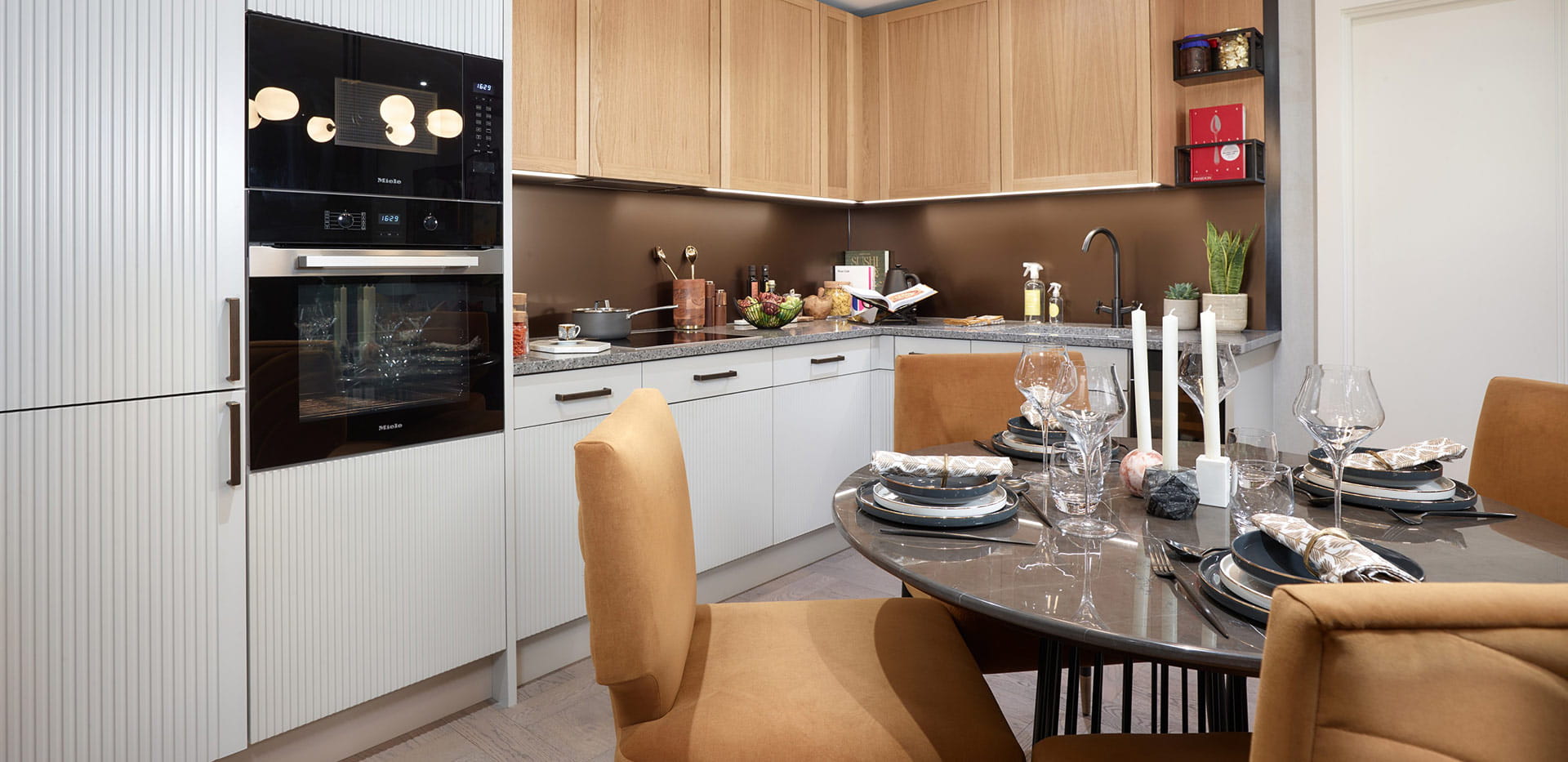 An interior Dining / Kitchen image at Saffron Wharf, London Dock