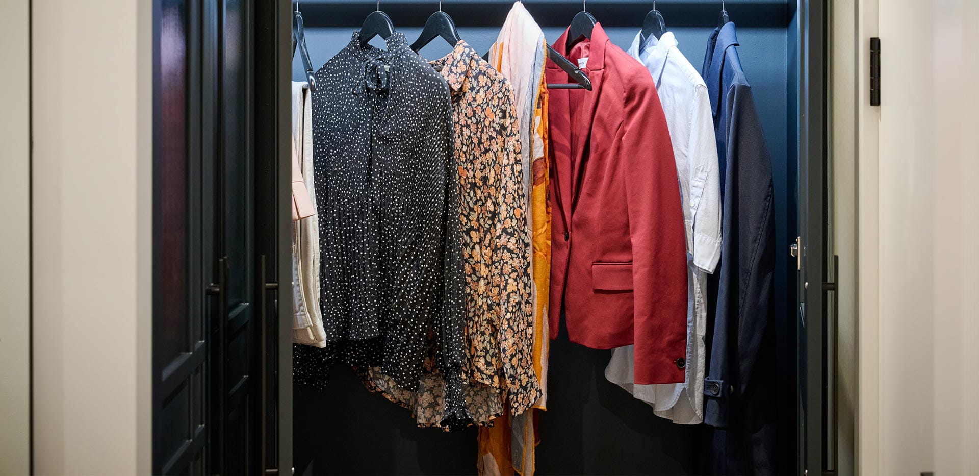 An interior Wardrobe image at Saffron Wharf