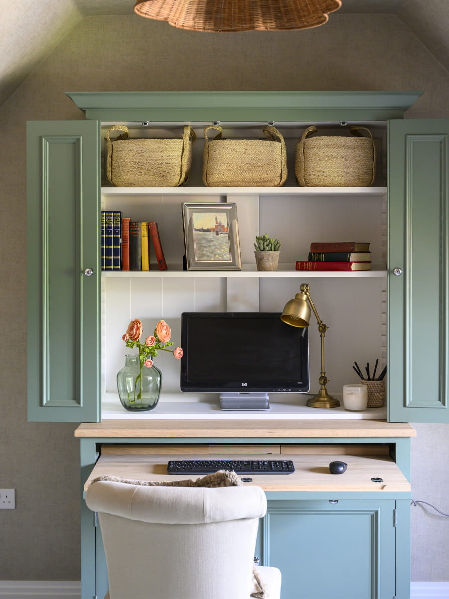 Oakhill, Interior Image