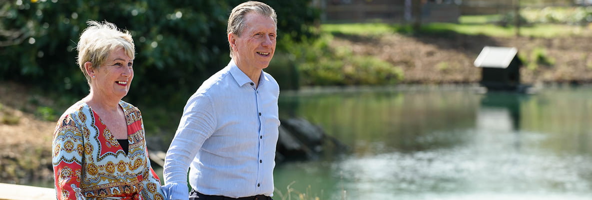 Jeff and Sheena taking a walk around Oakhill