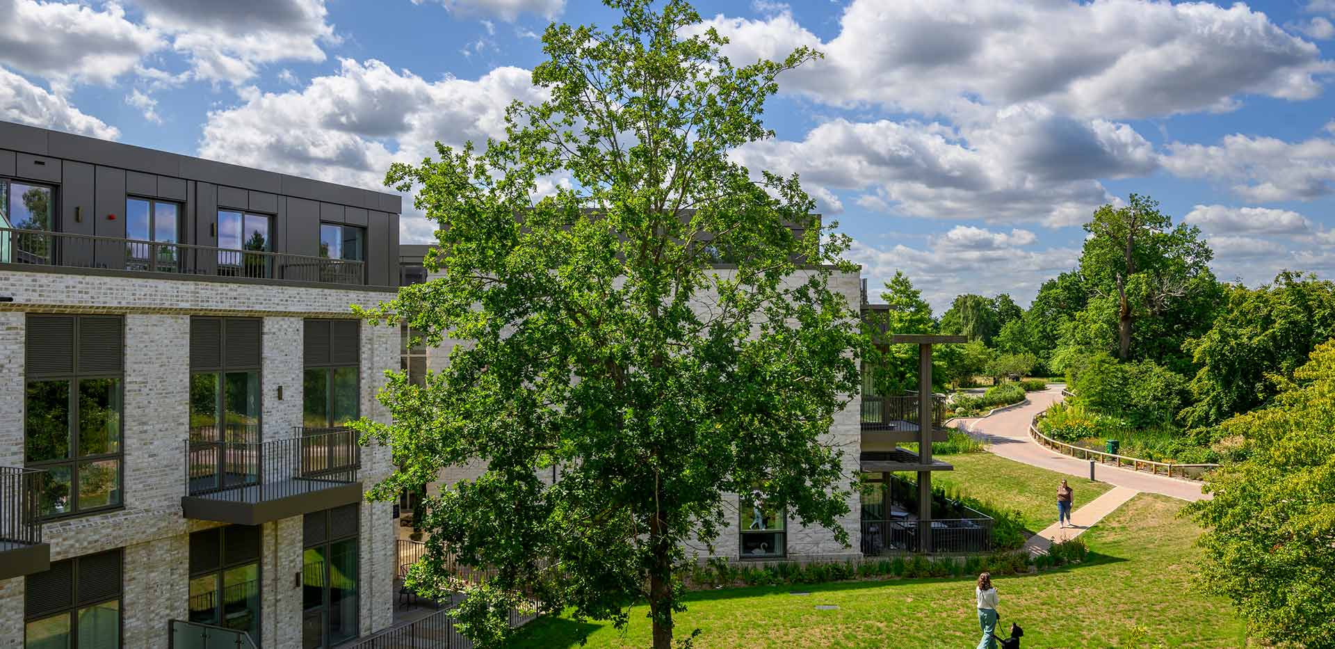 Oakhill apartments exterior photography