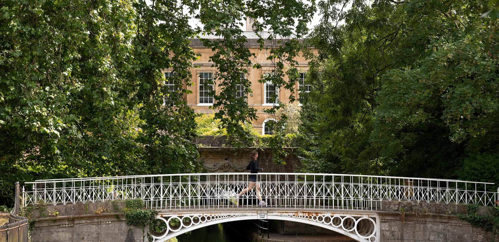 A scenic photo of Bath