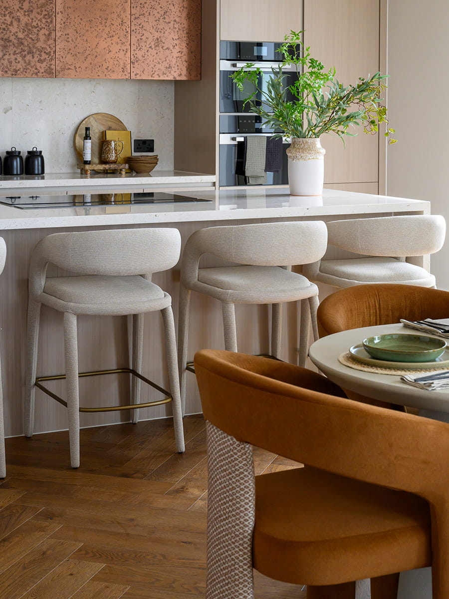 St William, Prince of Wales Drive, Interior