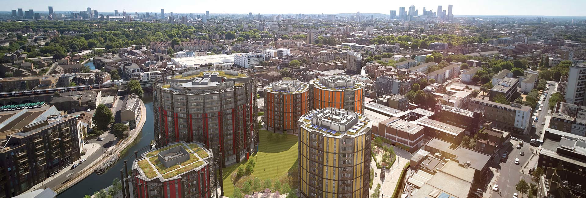 Image of Regent's View in front of a London skyline view