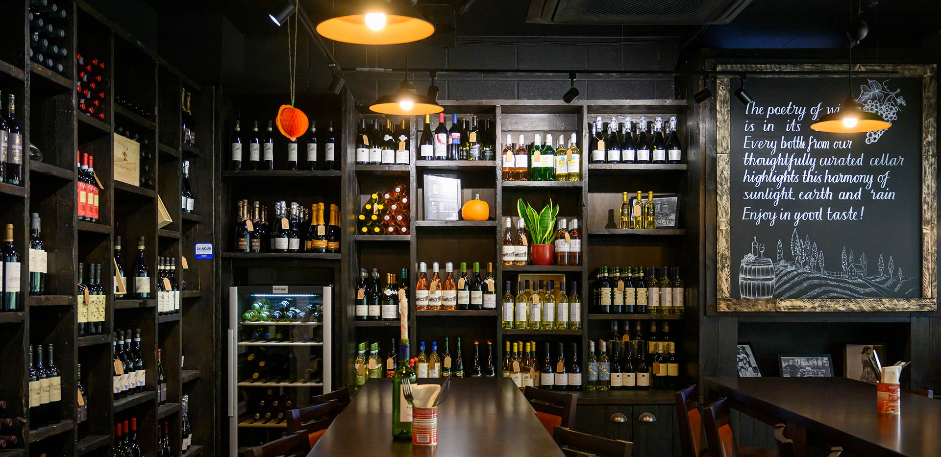 Bar and dining at Royal Arsenal Riverside