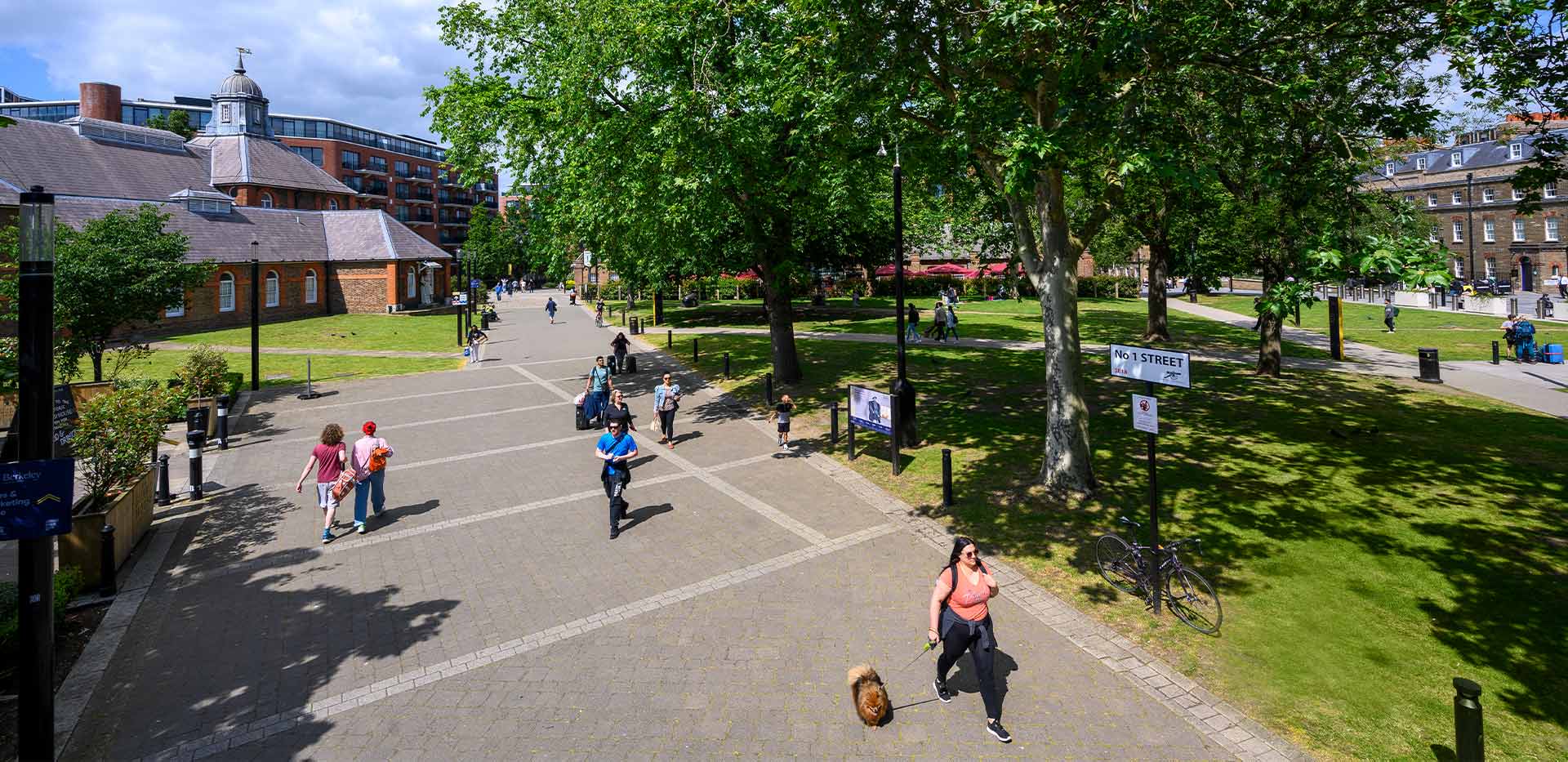 An image of the local amenities at Royal Arsenal Riverside