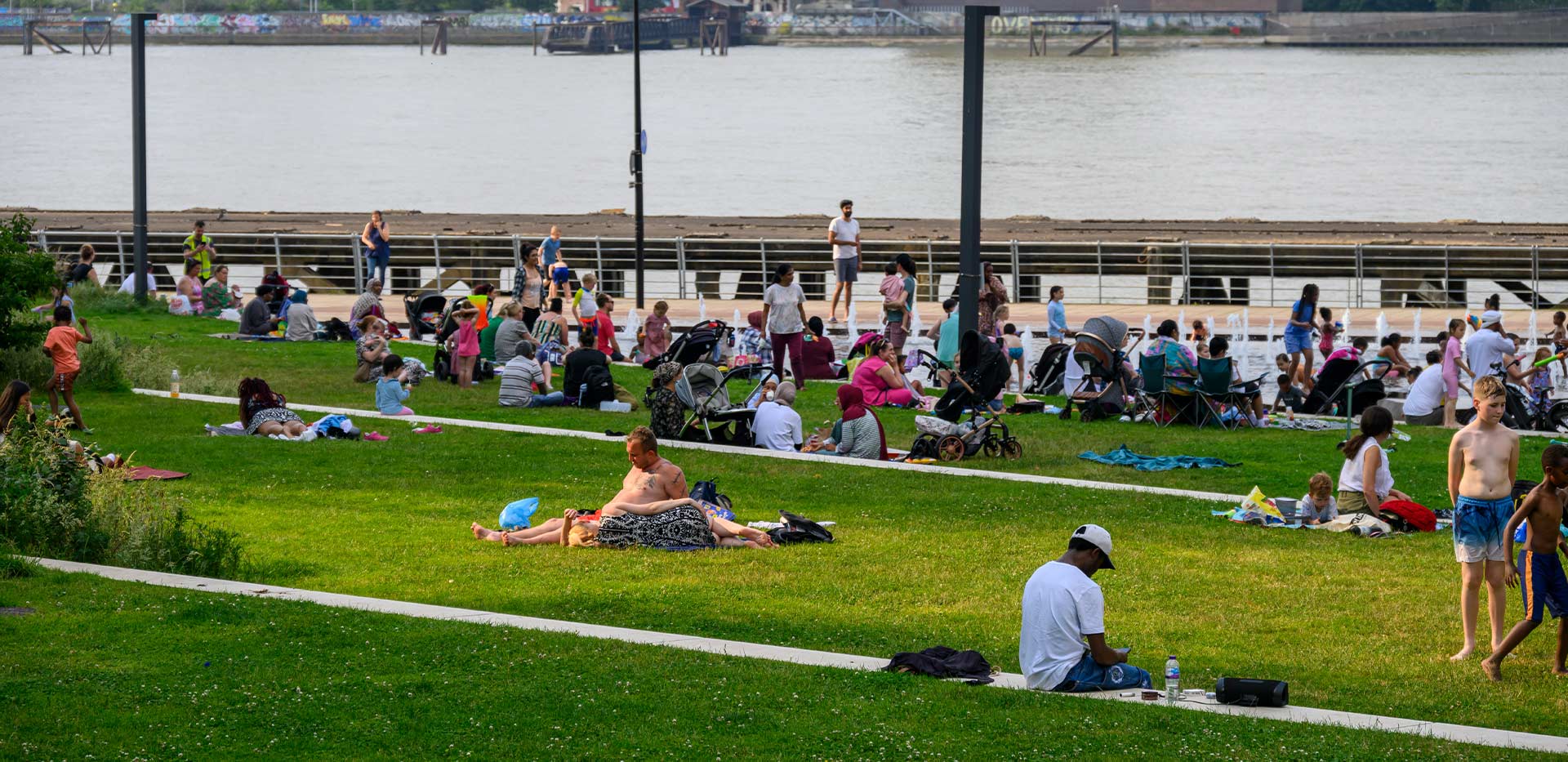 An image of the local amenities at Royal Arsenal Riverside