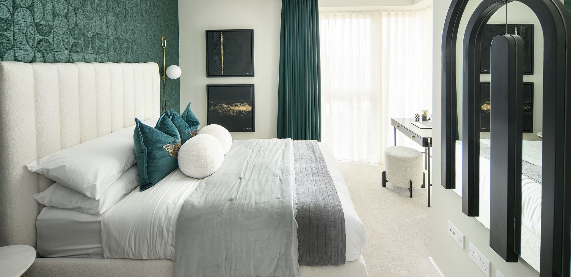 Internal image of the bedroom at Seafarers Wharf