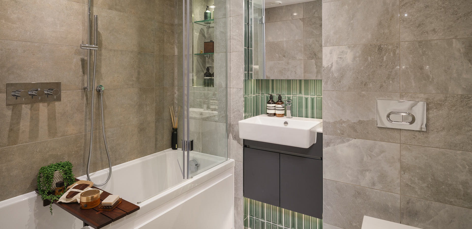 Royal Arsenal Riverside, Lantern Wharf, Interior, Bathroom